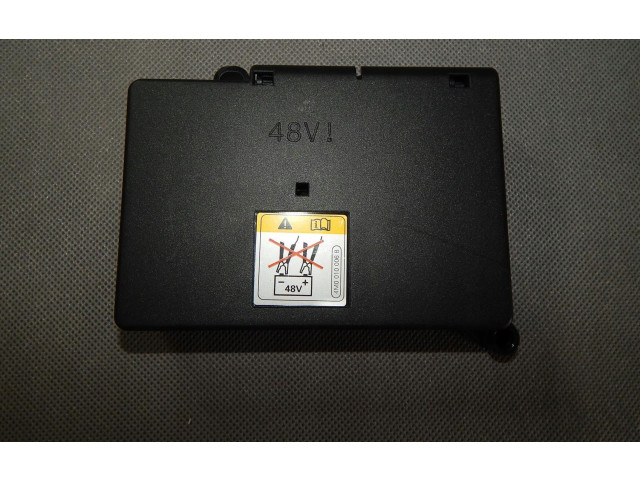 Блок предохранителей 4M0941828J Audi Q5 SQ5