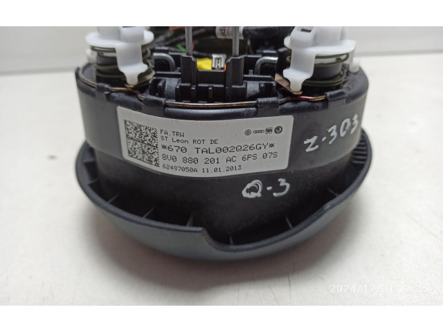 Подушка безопасности водителя 8V0880201AC Audi Q3 8U