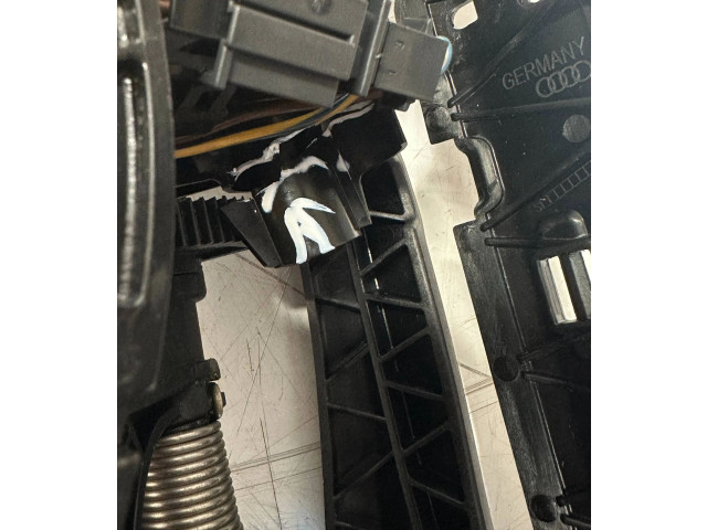 Pojistková skříňka Экран/ дисплей / маленький экран 4H0857273A, 320780000 Audi A8 S8 D4 4H 2012