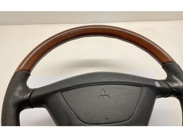 Volant Mitsubishi Pajero 2000 MR765852