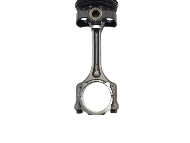 Поршень 46354757, 46346020 Jeep Renegade