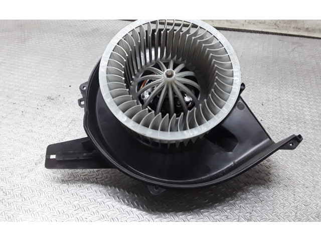 Вентилятор печки 668SKB003 Audi A2