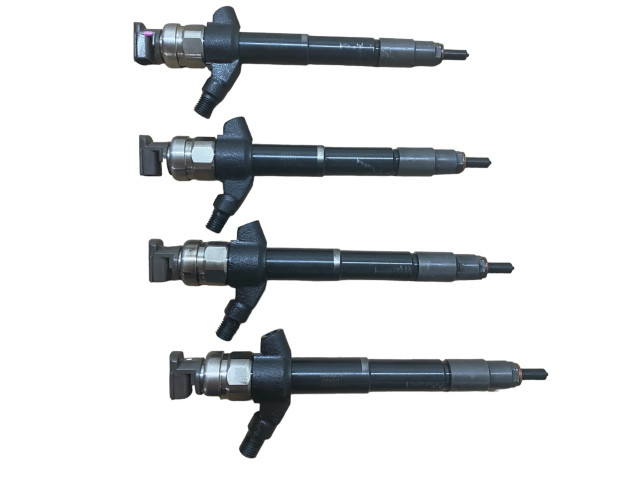 Vstřikovač 1465A279 Mitsubishi Pajero pro naftový motor 3.2 4M41