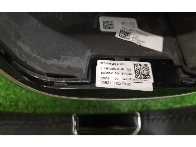 Руль Skoda Fabia Mk3 (NJ) 2015 - 2021 года 5E3419093A, 5E3419093A