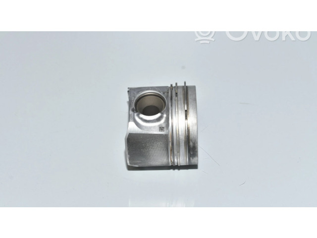 Píst 7805331, 11257805331 BMW 7 F01 F02 F03 F04 pro naftový motor 2.0