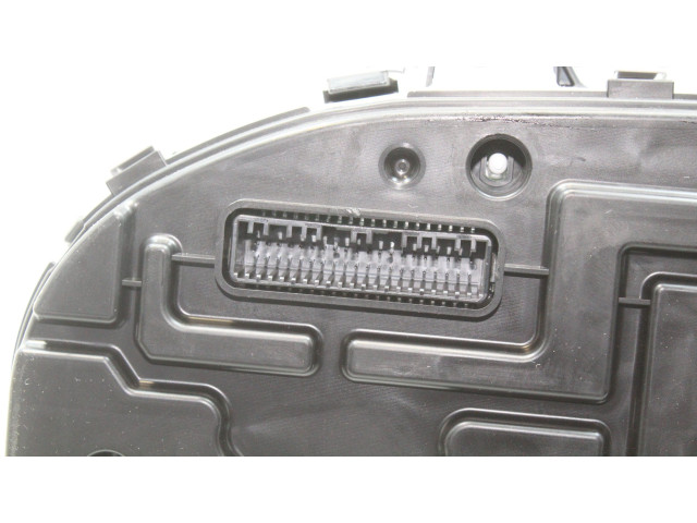 Панель приборов    KIA Xceed       