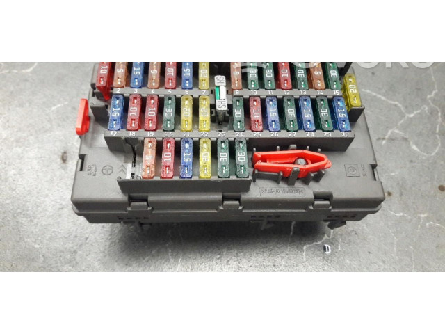 Pojistková skříňka 9631527980 Renault Kangoo 2000