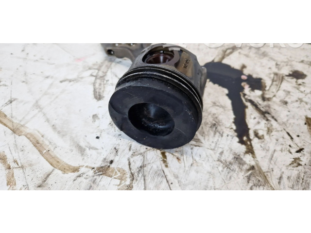 Píst 55220723, 55565855 Saab 9-5 A20DTH