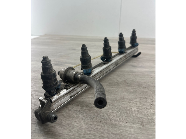 Комплект форсунок 1270570, 0146 Volvo V70