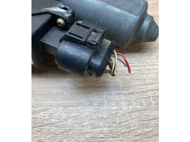 Передний двигатель механизма для подъема окон Audi A4 S4 B5 8D 1999 - 2000 года