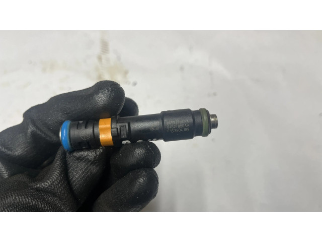 Форсунка 04593986AA, 04627890AA    Jeep Cherokee для бензинового двигателя ED6 2.4