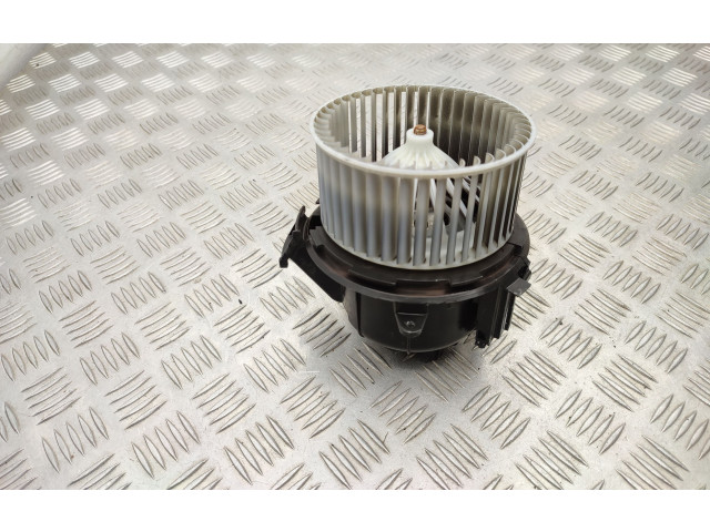 Вентилятор печки    9818270880, E0-3768W   Citroen C3 Aircross