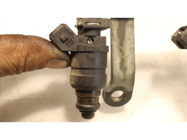 Vstřikovací lišta Daewoo Matiz