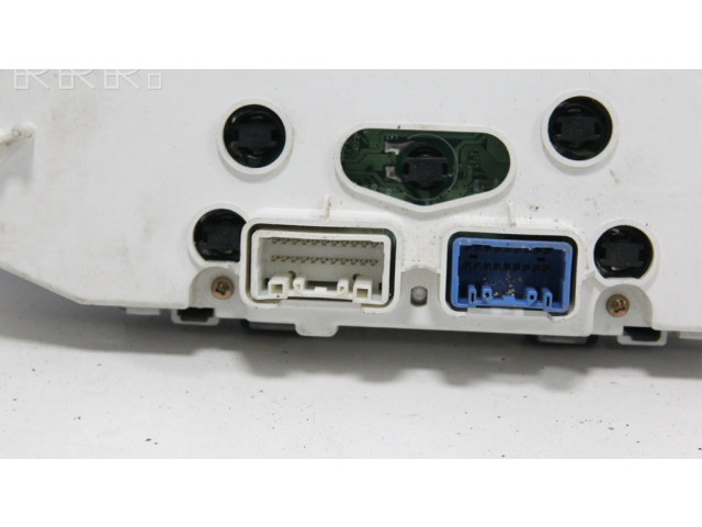 Панель приборов 8301097427, 1575101471 Daihatsu YRV