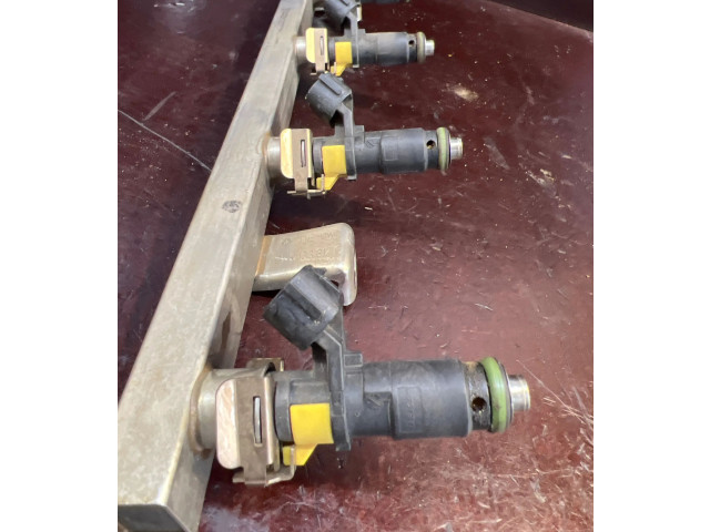 Комплект форсунок 07K133317C Volkswagen Jetta V