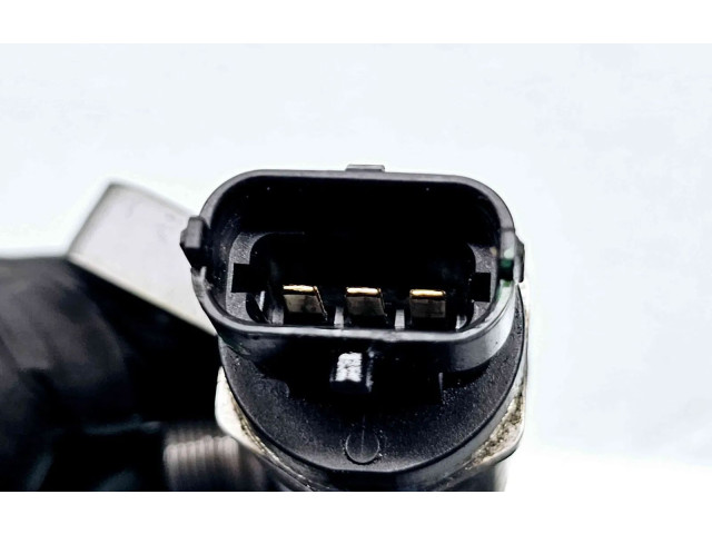 Топливная рампа 175216420R   Renault Megane III  