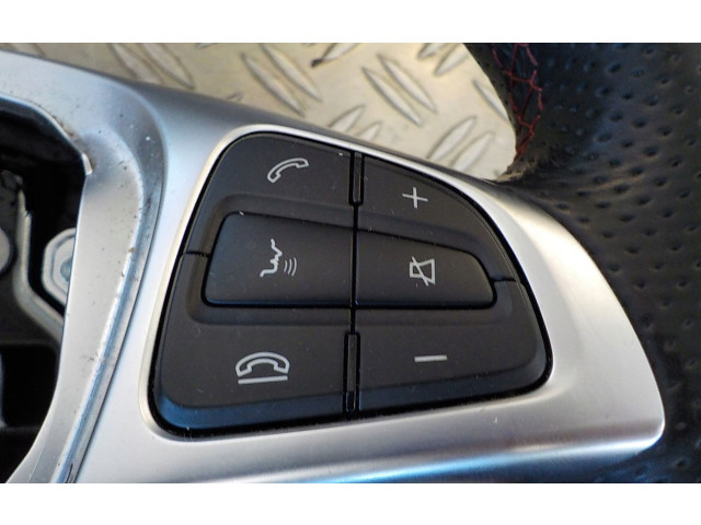 Volant Mercedes-Benz GLA W156 2013