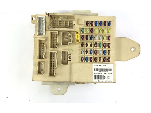 Блок предохранителей 954002P411, 95400-2P411 KIA Sorento