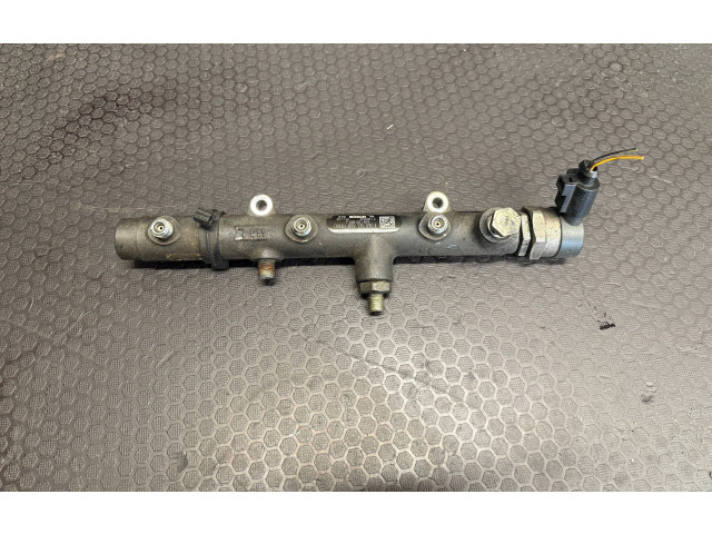 Топливная рампа F00R001859, 003006L2   Audi A6 S6 C6 4F  