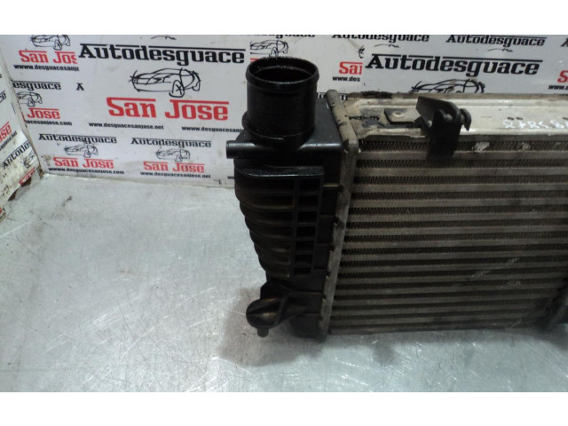 Интеркулер Renault Clio III