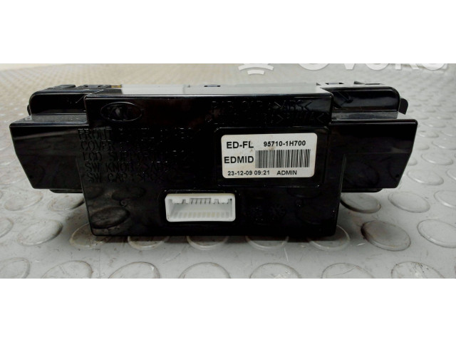 Дисплей       KIA Ceed