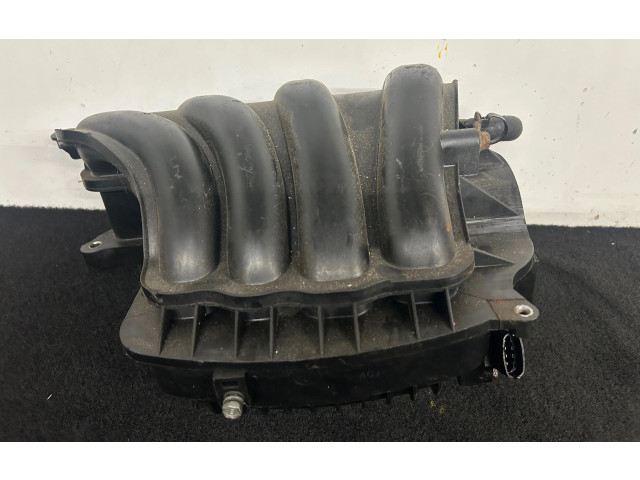 Всасывающий коллектор 393002B000, 9470930504   KIA Ceed