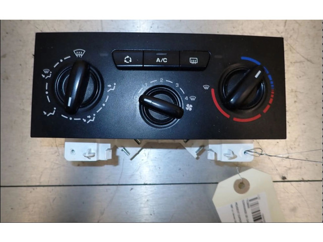 Блок управления климат-контролем 6451XR   Peugeot Expert