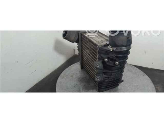 Интеркулер 1J0145803G Audi A3 S3 8L
