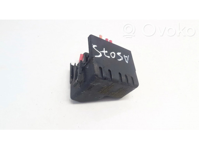 Блок предохранителей 4230207 Saab 9-3 Ver1