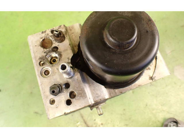 Блок АБС 44540-53010 Lexus IS 200-300 1999 - 2005 года