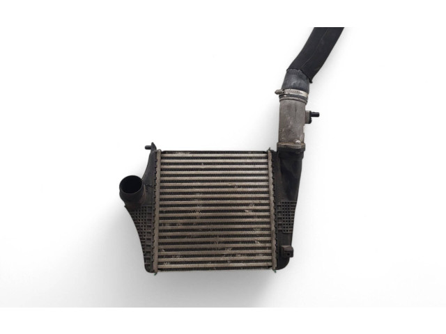 Интеркулер  4M0145804R, 8E4350000   Audi SQ7 