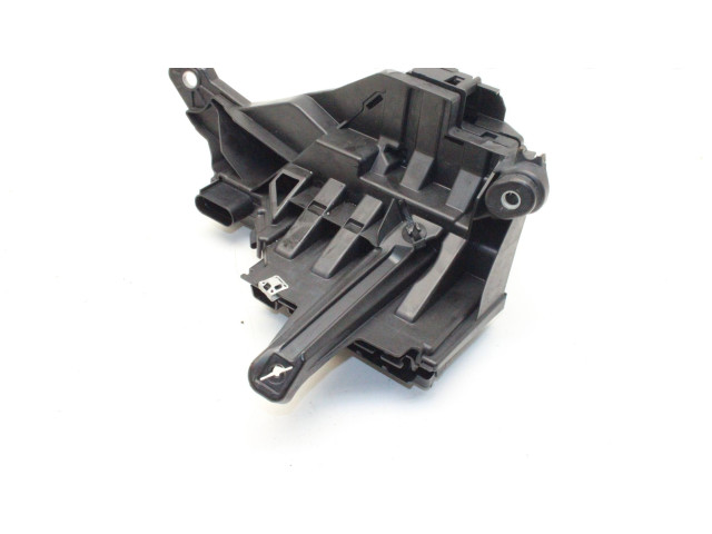 Блок предохранителей  A2135403939   Mercedes-Benz EQC    