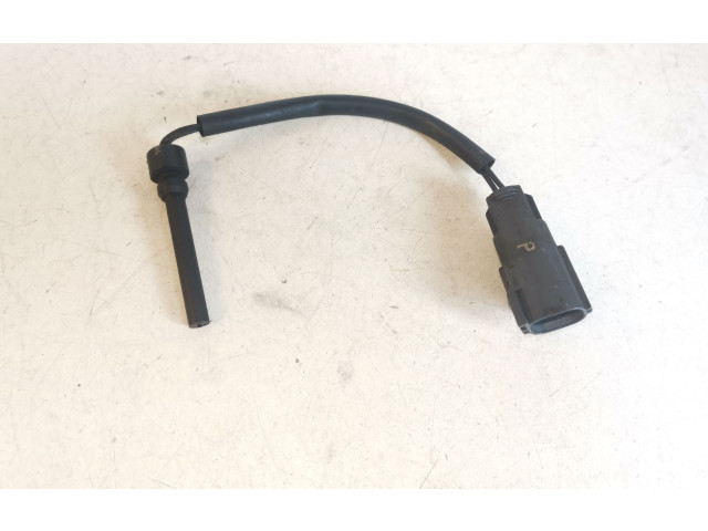 Ручка стеклоочистителей 8649669   Volvo S80