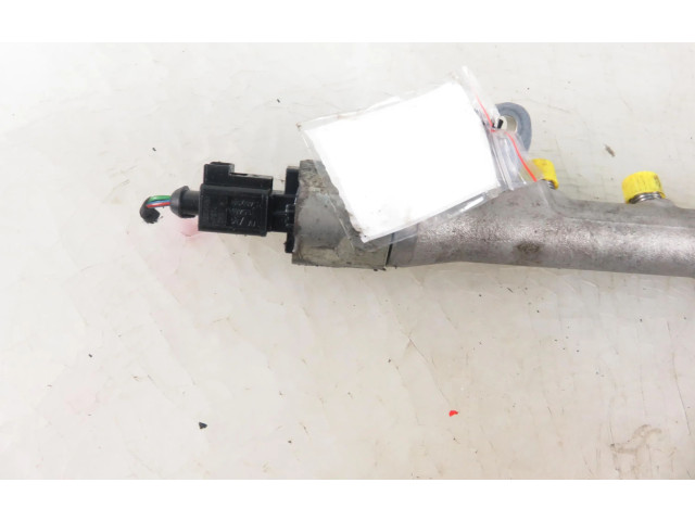 Топливная рампа 03L906054A, 03L089H Volkswagen Golf VI для двигателя CAYC