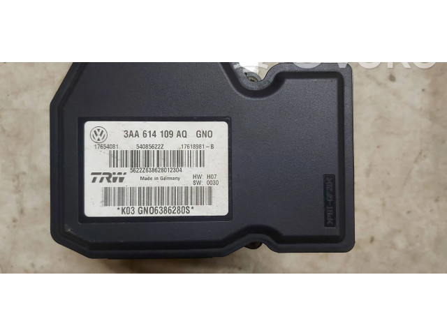 Блок предохранителей  3AA614109AQ, 17654081   Volkswagen PASSAT B7    