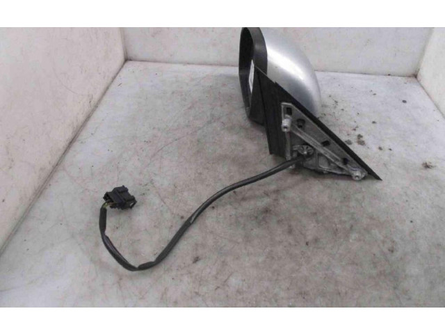 Зеркало электрическое Skoda Fabia Mk2 (5J) 2007 - 2014 года