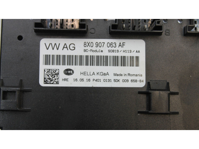 Блок комфорта 8X0907063AF Audi A1