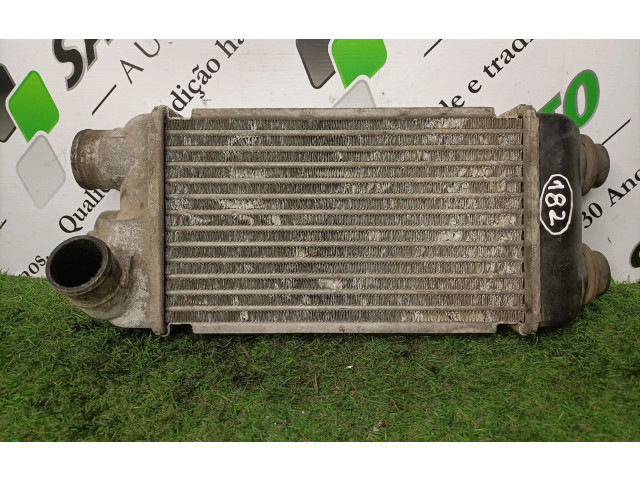 Интеркулер  SV22-05, 182   Suzuki Liana 