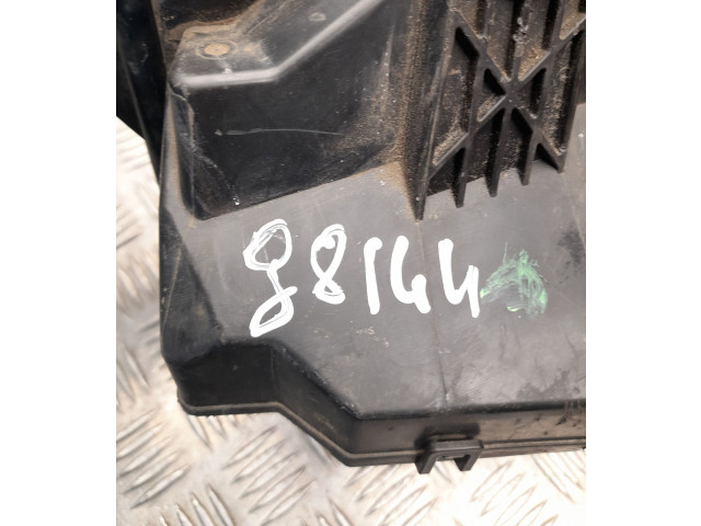 Блок предохранителей  284B81HD0B, G8144   Dacia Sandero    