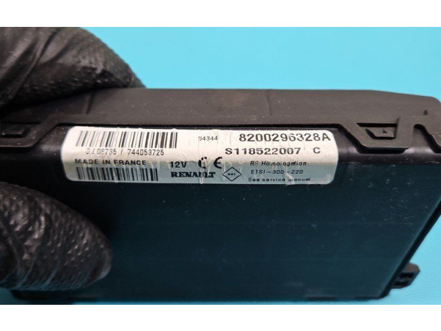 Блок управления двигателем Блок управления S110140011A, IMPRK1478480 Dacia Logan I