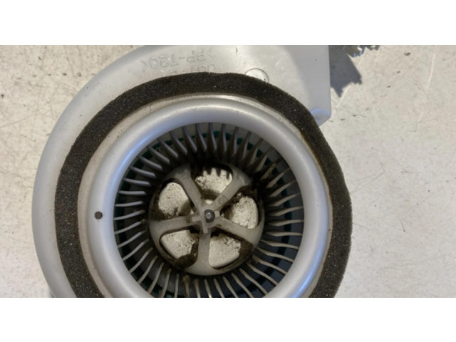 Вентилятор гибридного / электрического автомобиля