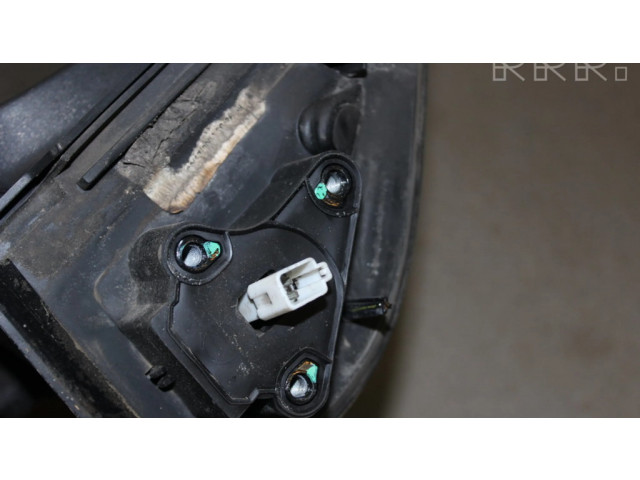 Zpětné zrcátko Chevrolet Colorado 2004