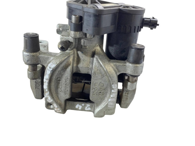 Задний суппорт