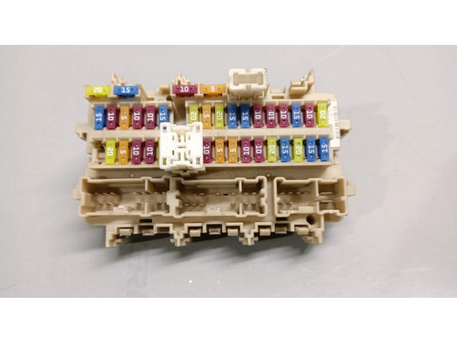 Блок предохранителей 243808901R, 243504CL0B Nissan Qashqai