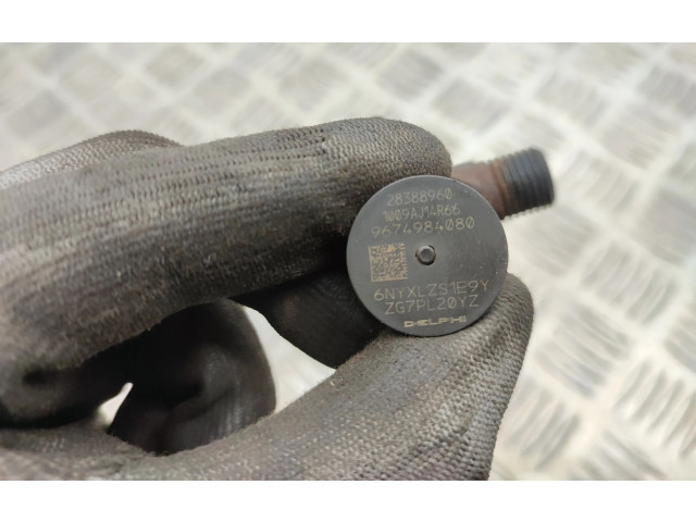 Форсунка 9674984080    Peugeot 2008 II   