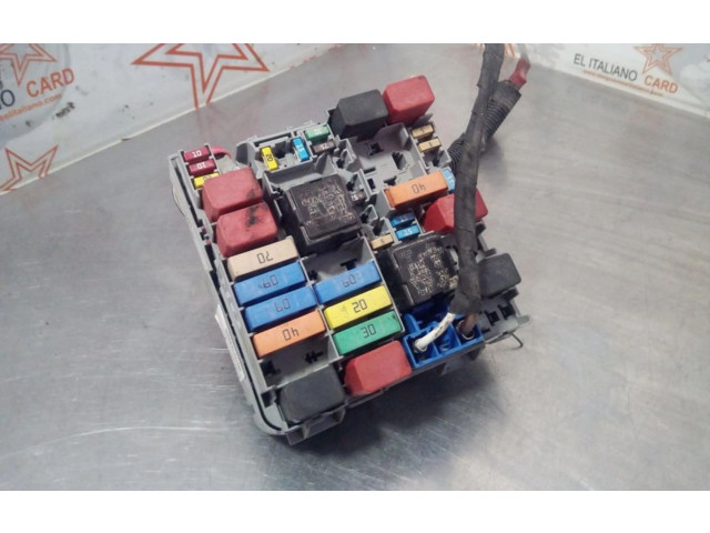 Блок предохранителей 51867697   Alfa Romeo Giulia