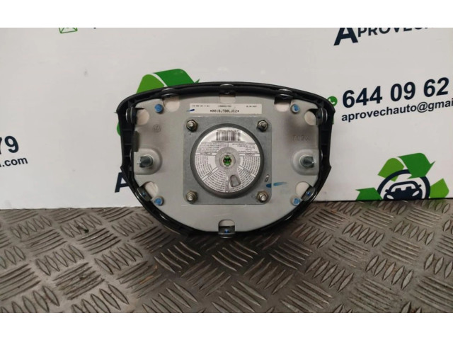Подушка безопасности водителя 1C0880201M   Volkswagen New Beetle