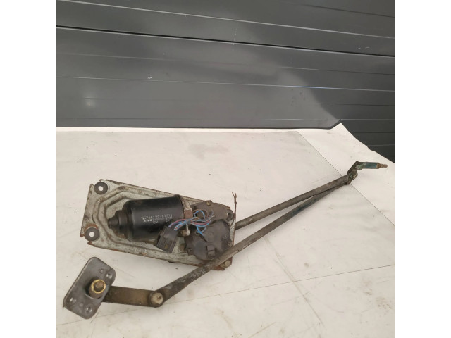 Моторчик дворников 85120-87611    Daihatsu Feroza