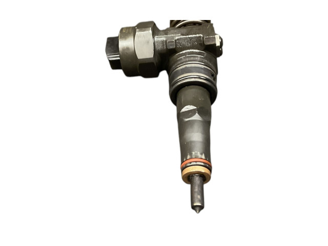 Форсунка 038130073F, 0414720007    Volkswagen PASSAT B6   
