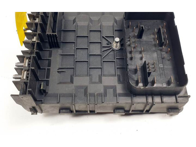 Pojistková skříňka 1K0937125A Seat Altea 2004